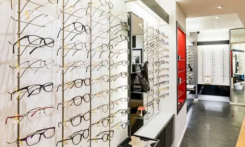 LUNETTES À NANTERRE